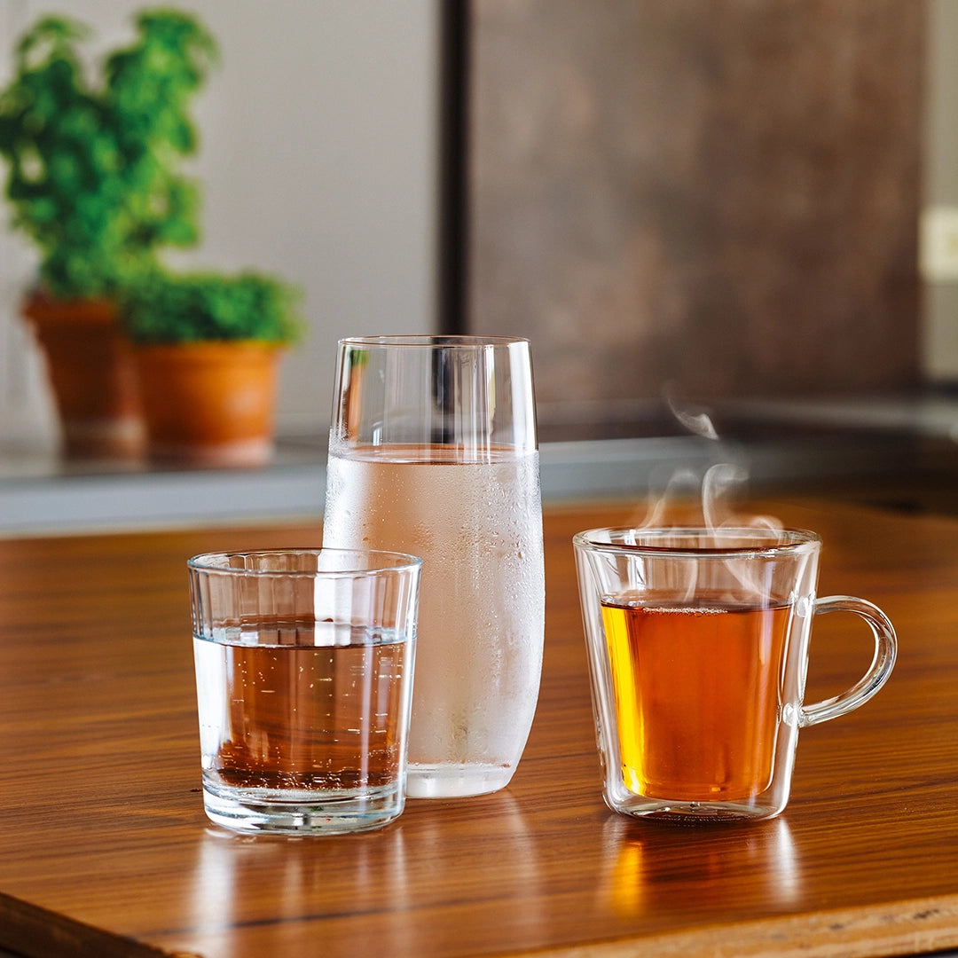 Selection of cold and hot drinks showcasing the water temperature range of the BRITA YOURCE cool water dispenser.